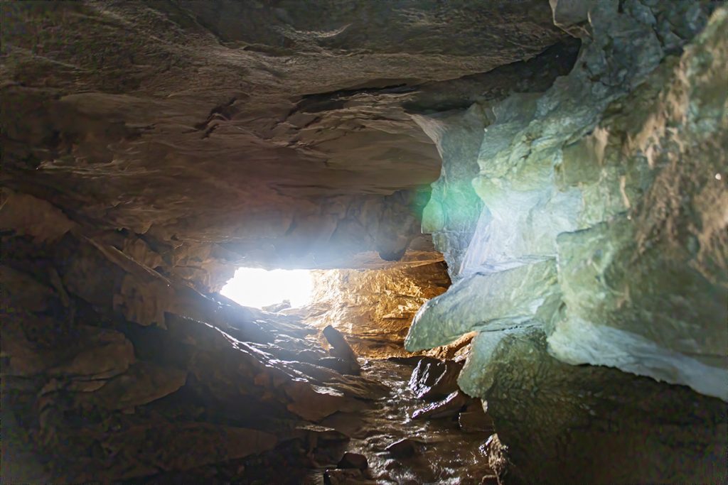 Eden cave