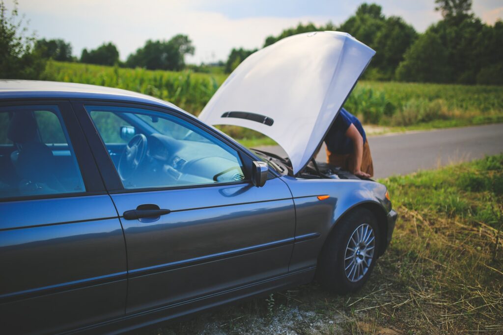 vehicle emergency kit