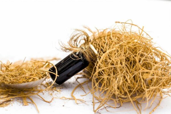 vetiver essential oil benefits