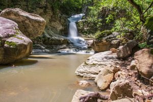 Broadwater Hollow Falls