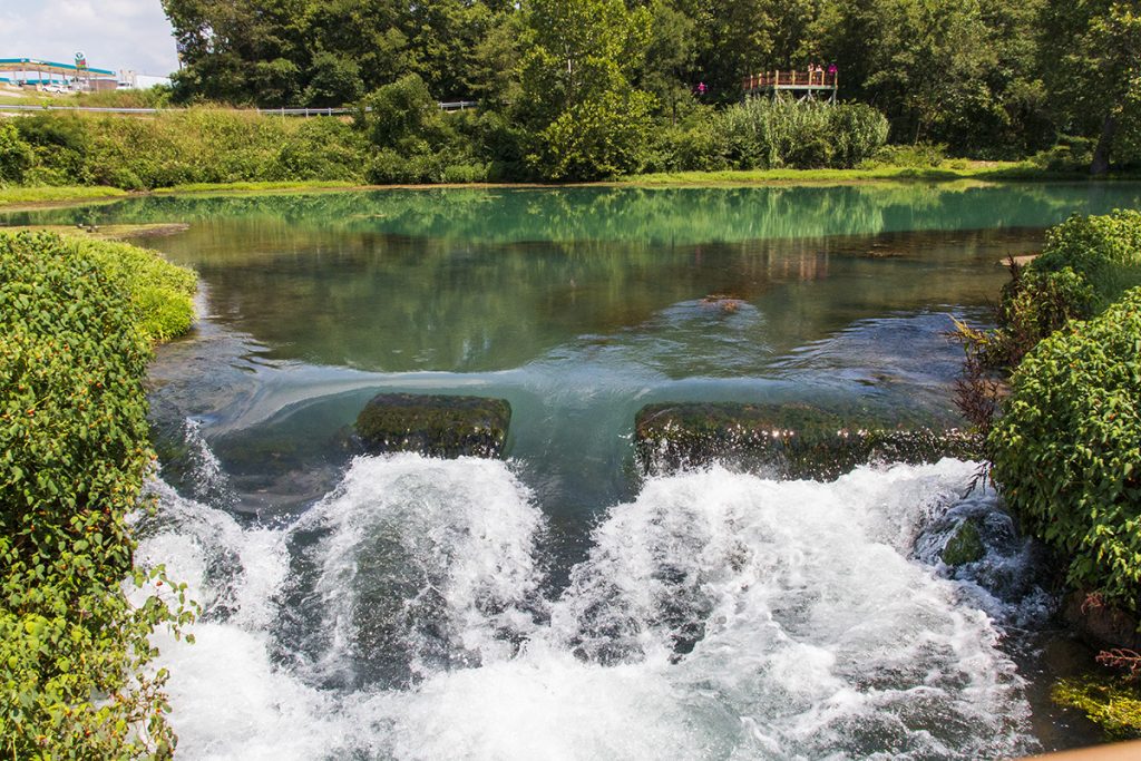 Mammoth Spring First Outflow