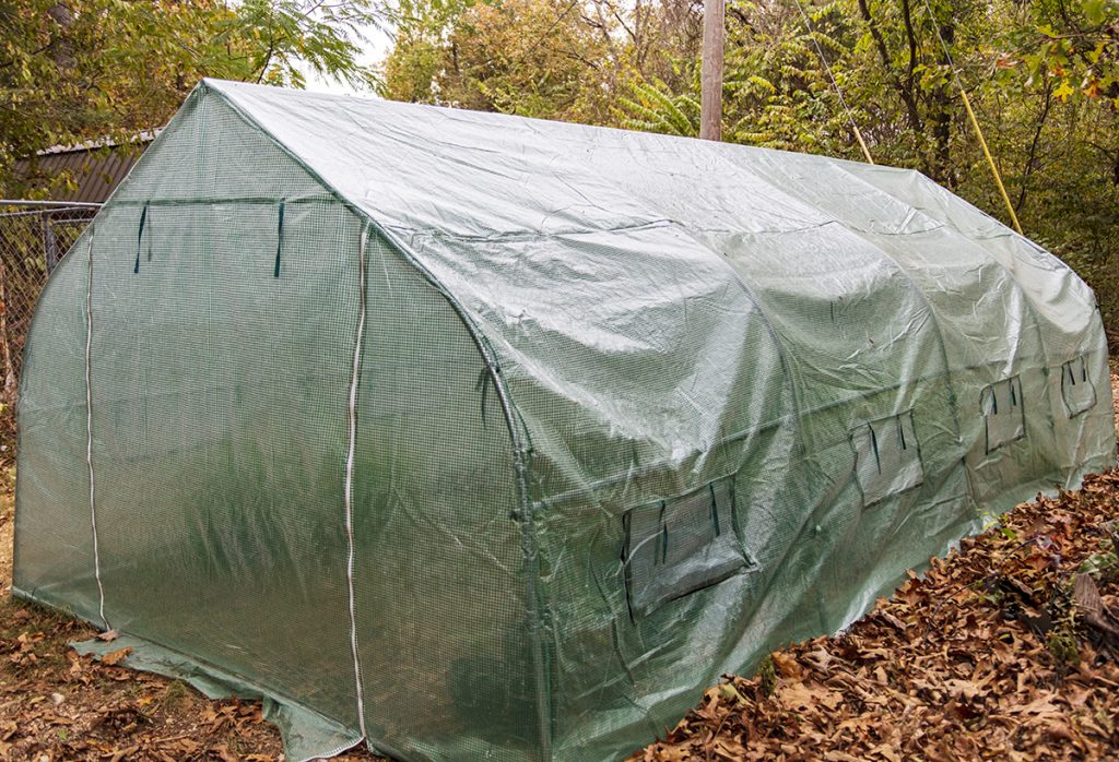 Greenhouse Gardening - Lost In The Ozarks