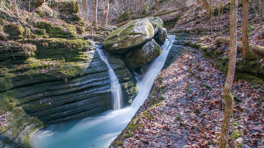v slot falls in bear creek canyon